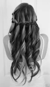 hows a cute way to wear your hair <3 hows a cute way to wear your hair <3