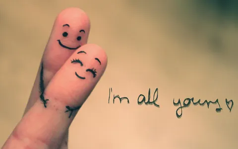 Does he love me dose he not