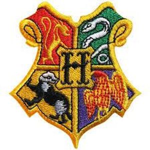 HARRY POTTER - SCHOOL HOUSES HARRY POTTER - SCHOOL HOUSES