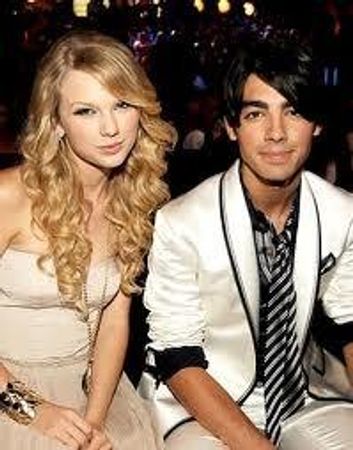 Who are 3 of Taylor's Ex-boyfriends