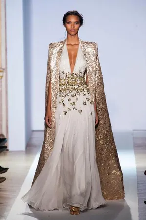 If you were a goddess would you wear this?⚜️