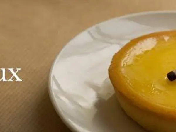 Pick a monochromatic dessert to indulge in: