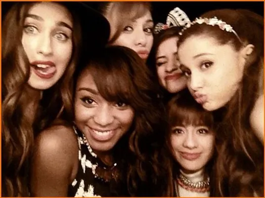 Fifth Harmony or Ariana Grande? Fifth Harmony or Ariana Grande?