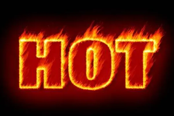 Who is the hotter creepypasta? Who is the hotter creepypasta?
