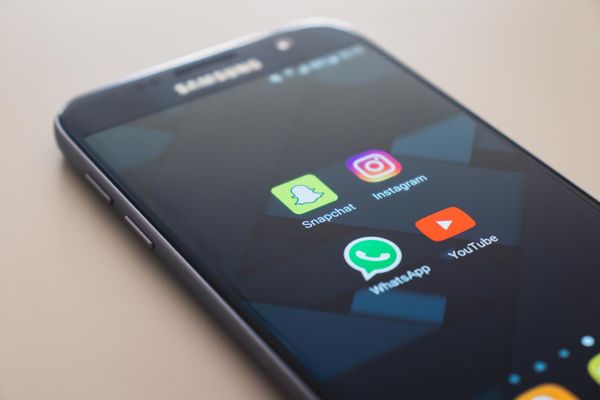 Social Medias Impact on you Social Medias Impact on you
