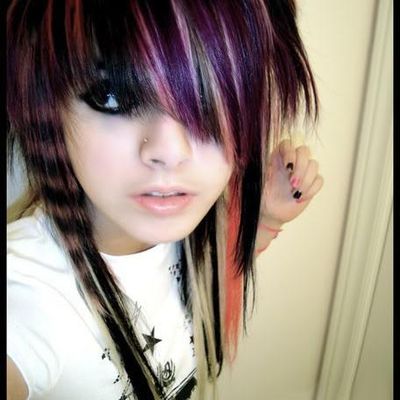 how old wr u wen u had yr 1 boyfriend?? i was 10 how old wr u wen u had yr 1 boyfriend?? i was 10
