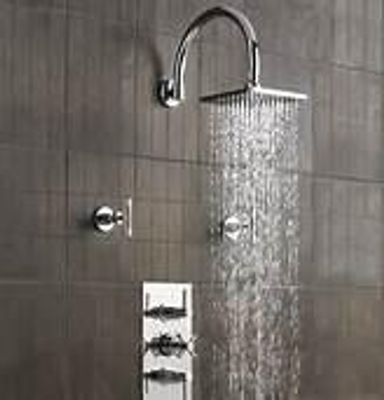 How long does it take to take a shower? I am just asking this question cause i have 2 brothers and one of them takes really long showers for like half an hour or maybe an hour.So I am just asking you people out how long do YOU think people should bathe for.:) How long does it take to take a shower? I am just asking this question cause i have 2 brothers and one of them takes really long showers for like half an hour or maybe an hour.So I am just asking you people out how long do YOU think people should bathe for.:)
