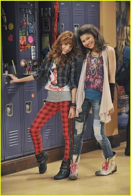 who is more talented zendaya or bella thorne? who is more talented zendaya or bella thorne?