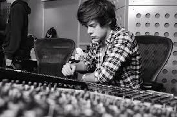 WHAT IS THE BEST SONG OF 2013 THERE WAS ALOT OF GOOD SONGS OF 2013 BUT WHAT WAS THE BEST WHAT IS THE BEST SONG OF 2013 THERE WAS ALOT OF GOOD SONGS OF 2013 BUT WHAT WAS THE BEST