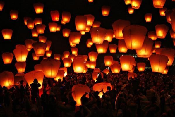 Are fire balloons banned in the UK? I didn't know chinese lanterns were banned. My friend told me cos they might start a fire they got made illegal. Is she just joking? Are fire balloons banned in the UK? I didn't know chinese lanterns were banned. My friend told me cos they might start a fire they got made illegal. Is she just joking?