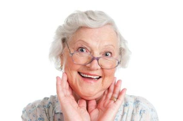 How Do You Make a Grandma Happy? My granny is going to be staying at my house for seven days. What do I do?! How Do You Make a Grandma Happy? My granny is going to be staying at my house for seven days. What do I do?!
