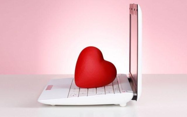 Online dating- Good or bad? :T I just want to know what you guys think because I'm PRETTY sure if I told some of my friends I online date- They'll give me the longest lectures in history. Online dating- Good or bad? :T I just want to know what you guys think because I'm PRETTY sure if I told some of my friends I online date- They'll give me the longest lectures in history.