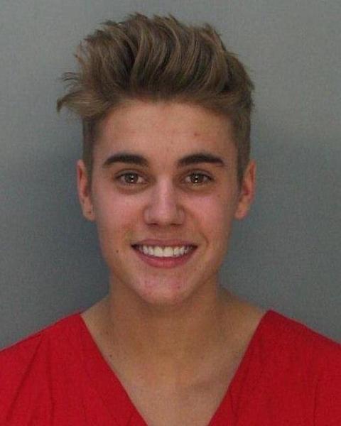 <c:out value='JUSTIN BIEBER WAS ARRESTED TODAY!!!!'/>