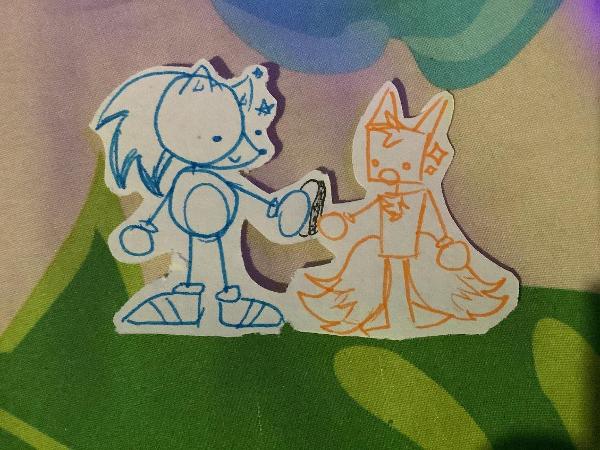 <c:out value='sonic giving tails a chili dog'/>