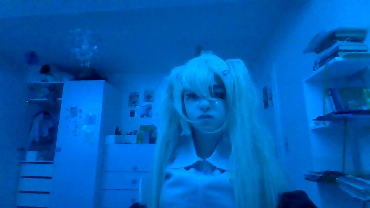 Do u like my miku cos? Do u like my miku cos?