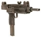 submachine gun