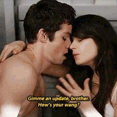 Awkward CamiO'Brien (New Girl) Awkward CamiO'Brien (New Girl)