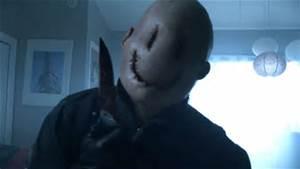 No... Smile: Ok *Kills you and then makes you look like him* No... Smile: Ok *Kills you and then makes you look like him*