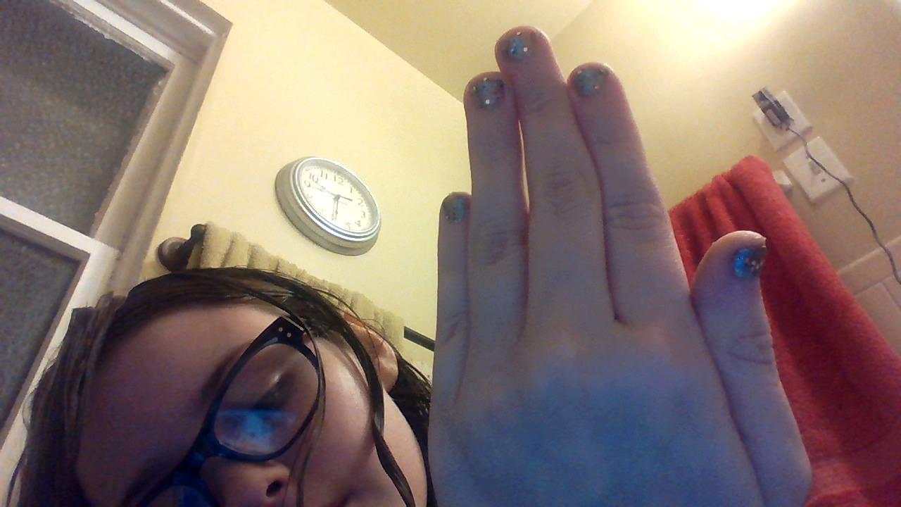 finger nails finger nails