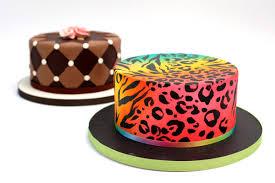 "Mini" Cakes "Mini" Cakes