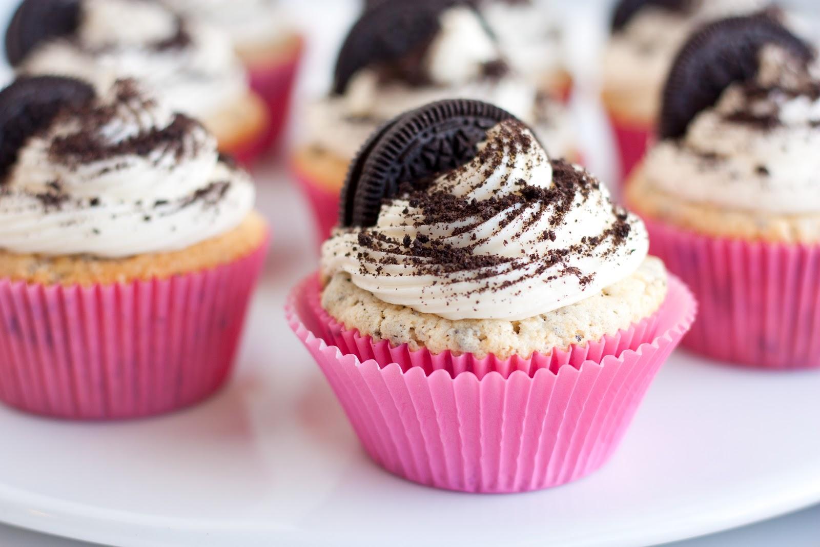 Cupcakes! I LOVE CUPCAKES!