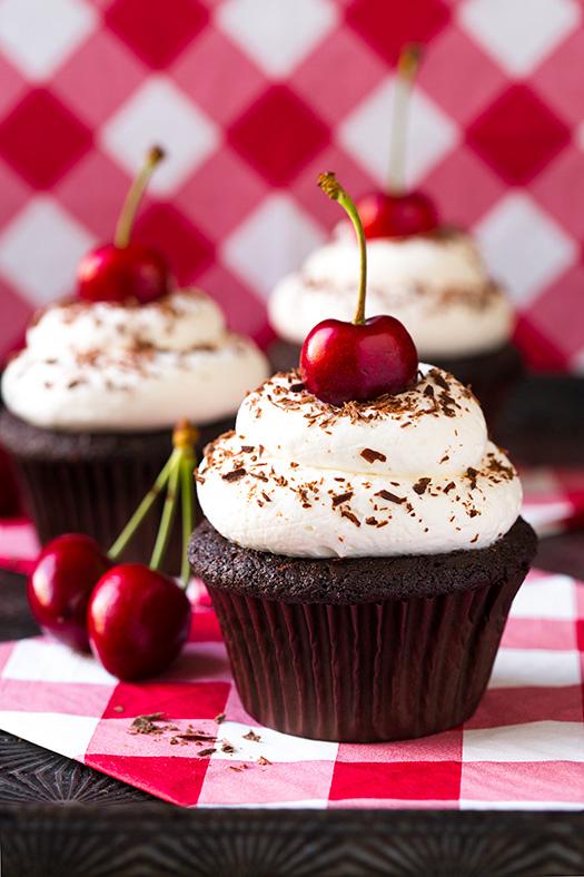Cupcakes... Cupcakes...