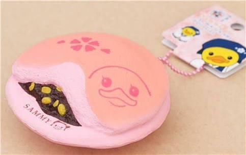 Pink dorayaki Pink dorayaki
