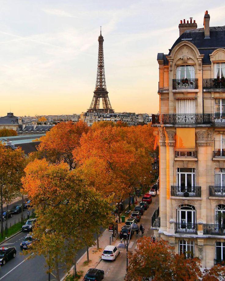 Paris Paris