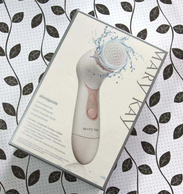 Cleansing Brush