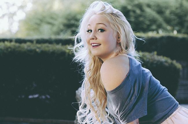 Raelynn Raelynn