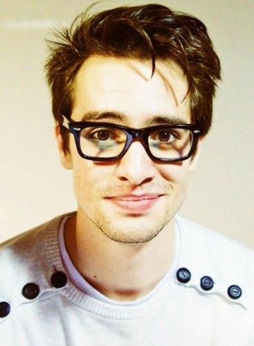Brendon Urie (Panic at the disco)