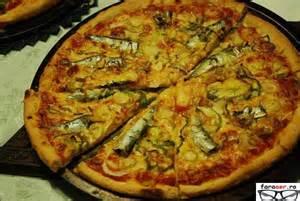 Sardine/some other fish pizza topping