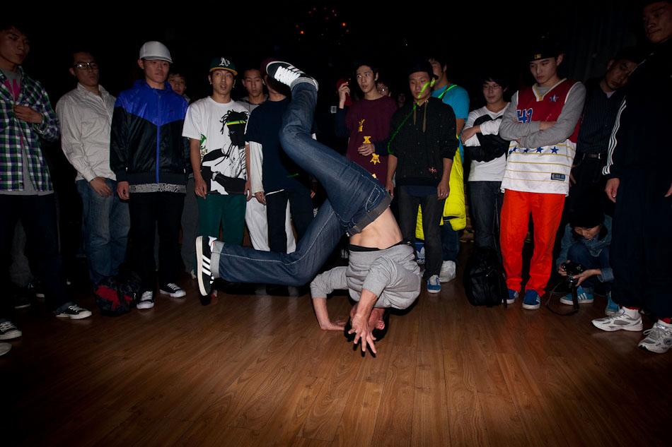 Breakdancing