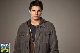 Robbie Amell Robbie Amell