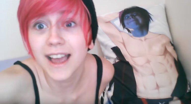 Anime body pillow girl Anime body pillow girl