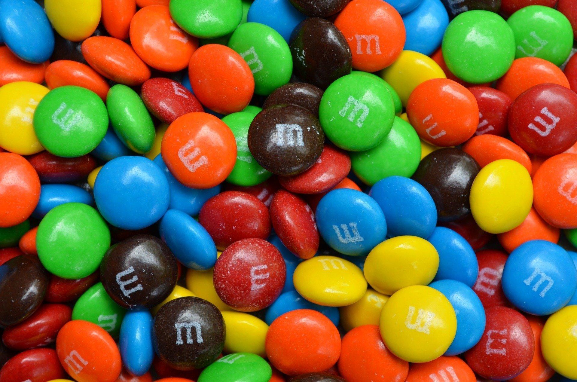 M&M M&M