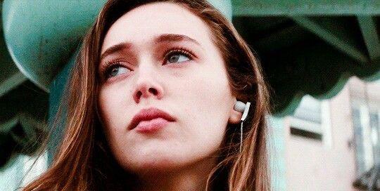 Alycia Debnam-Carey Alycia Debnam-Carey