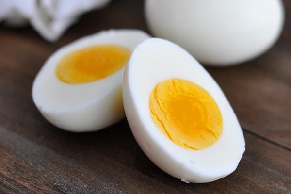 Eggs Eggs
