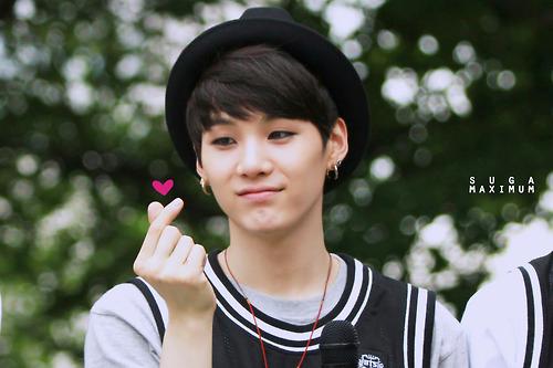 Thumb-and-Pointer-Finger Heart Thumb-and-Pointer-Finger Heart