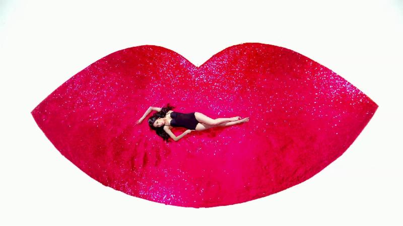HYUNA - '빨개요 (RED)' (Official Music Video)