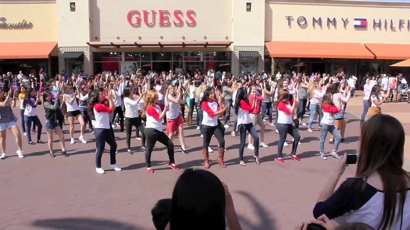 1D Flash Mob LA OFFICIAL