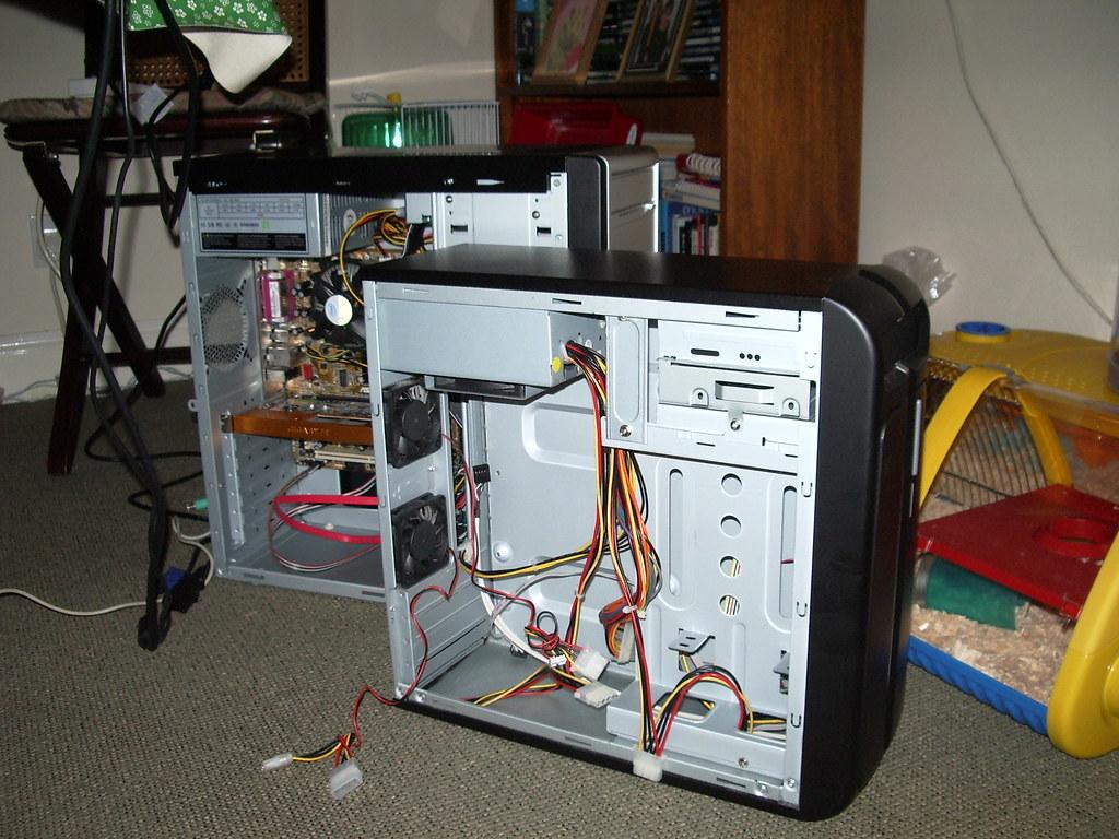 Choosing the Right Computer Case Choosing the Right Computer Case