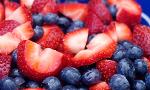 Blue or straw berries?Would you rather questions\this or that!