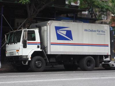 What type of truck is used for delivering packages, mail, or transporting small goods?