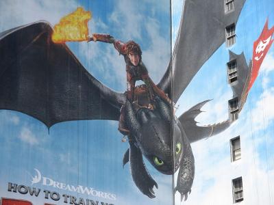 In 'How to Train Your Dragon', what is the name of the dragon?