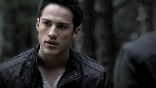 Tyler Lockwood in the first season was: (check 4 answers)