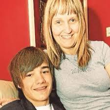 What is Liam's mom's name?