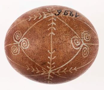 What was the original shape of the rugby ball?