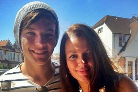 What is Louis' mum's name?