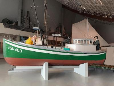 Which material is commonly used for the construction of fishing boat hulls?